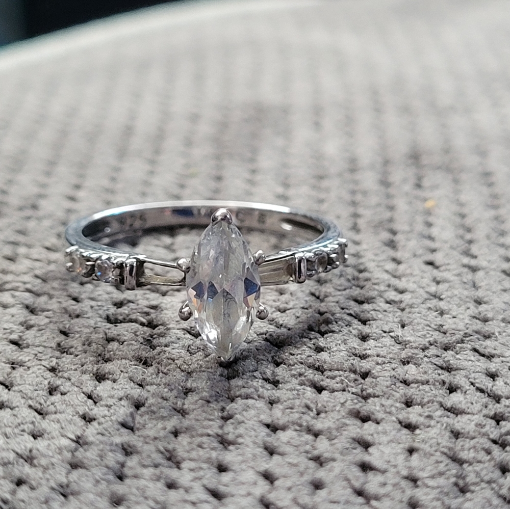 ⭐Sterling Silver Ring⭐